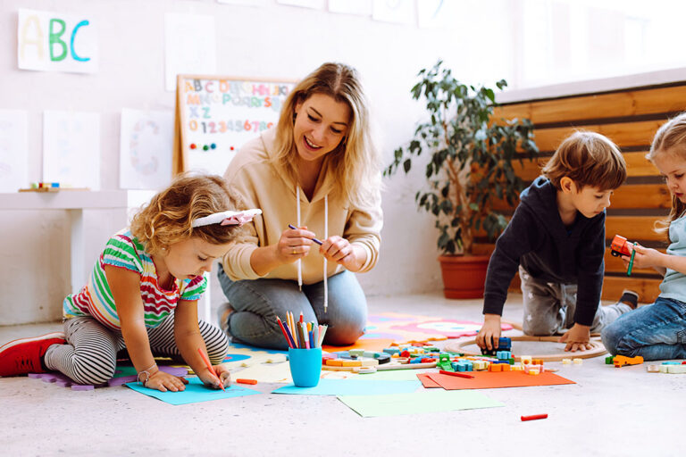 Lego Fonden støtter kommunal kernevelfærd for de mindste borgere